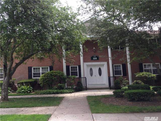 Large 1 Bedroom First Floor Unit. Living Room And Dining Have New Carpeting With Wood Floors Underneath. Unit Boasts Tons Of Closet Space. Maintenance Includes Taxes, Gas (Heat And Stove) And Water. Manicured Grounds And Convenient To Sayville Village, Restaurants. Lirr And Ferry.