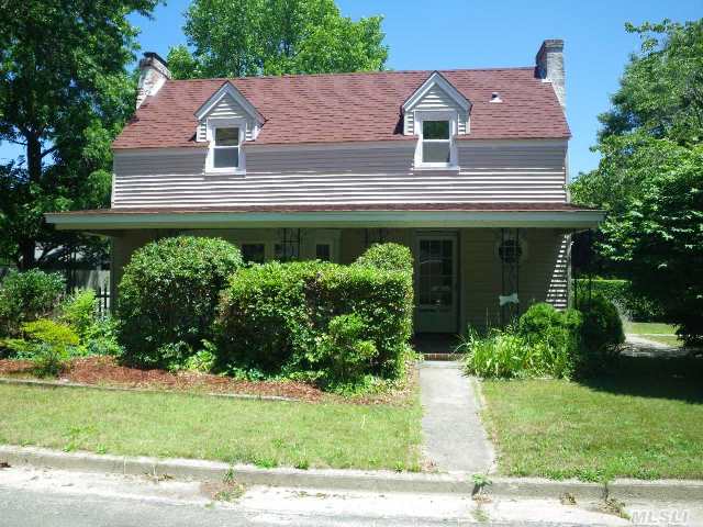 2-Story Oasis To Village Convenience (Rr Sta,  Bus Service,  Grocery,  Restaurants, Pharmacy,  Coffee/Donuts Shop,  Village Corner Green,  House Of Worship,  Library) Many Possibilities,  Offers A Perfect Respite While On The North Fork .