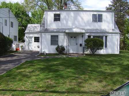 Beautifully Renovated 4 Bedroom, 2 Bath Colonial In Cul-De-Sac South Park. Foyer Leads To Bay Window Living Room, Formal Dining Room, New Eik, Enclosed Heated Porch, Private Backyard, Garage Is Used As A Room Can Be Converted To Garage, Close To All.