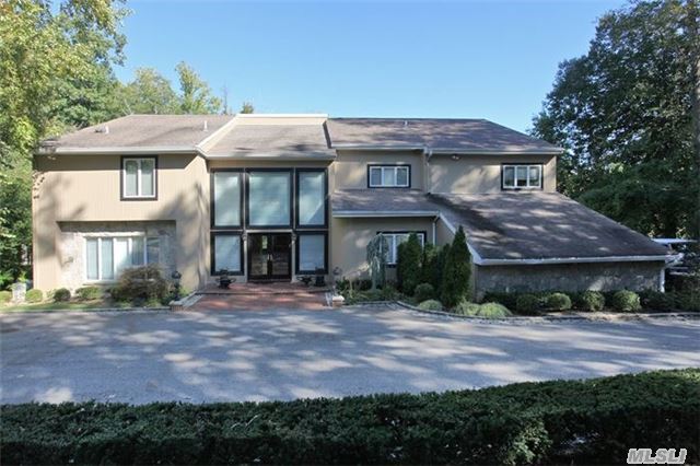 Magnificently Designed, Elegantly Appointed C/H Col On Over 1 Acre. Boasts Lrge Entry Leading To Gracious Lr W/Fplce, Frml Dr , Den W/Fplce, Library, Gourmet Eik, Maid's Rm+Bth And Laundry. Huge Mstr Bdrm Suite, Beautiful Wood Flrs W/His+Her Walk-In Closets. 5 Add. Bdrms And 3 Bthrms Adorn The 2nd Flr. Amazing Grounds, Full Fin Bsmnt. Many Updates Great For Entertaining.