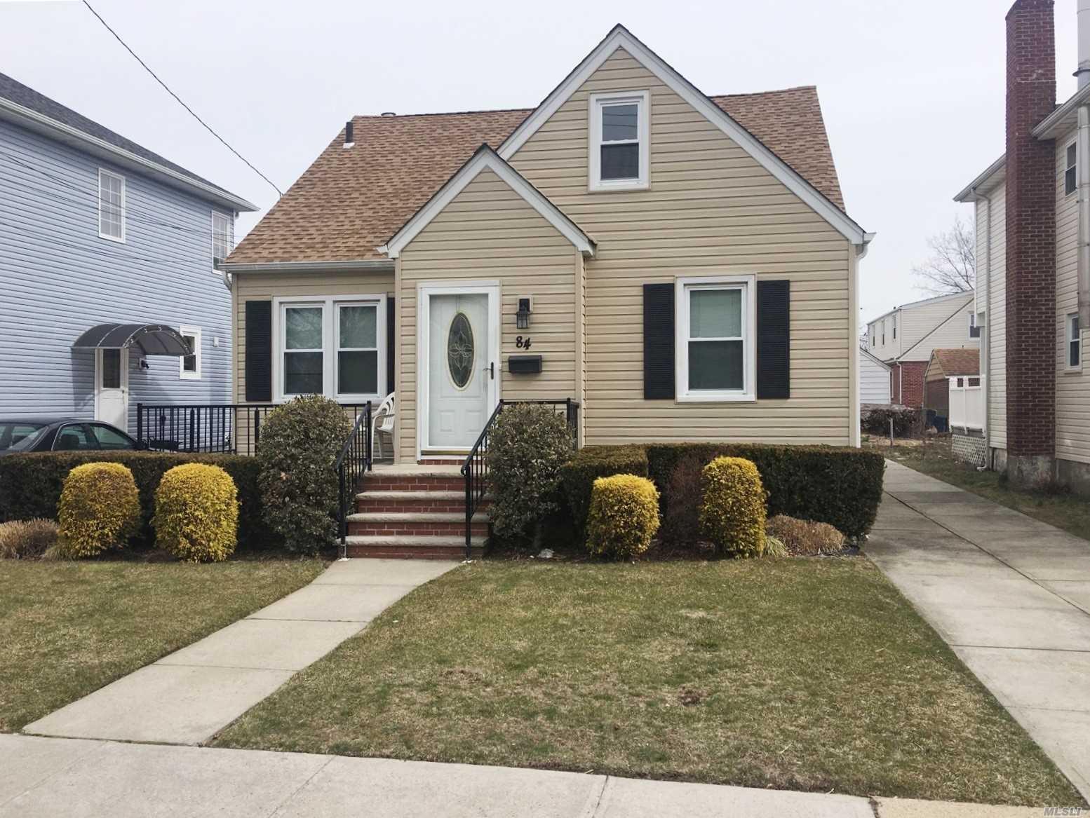 Well Maintained Cape Cod With 3 Bedrooms And 2 Full Baths In Great Location. Formal Living Room, Eat-In Kitchen, Wood Floors. New Boiler & Water Heater. Full Finished Basement With Ose.