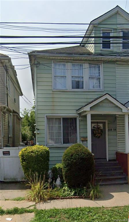 Single Family in Queens Village - 112th  Queens, NY 11429
