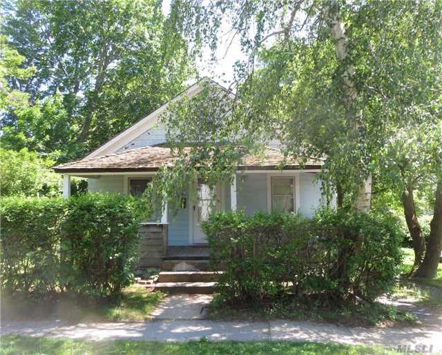 Classic Bungalow W/2 Bed, 1 Bath, W/ Deep Backyard. In Heart Of Village. Has Some Arts & Crafts Details. Ready To Be Reimagined.