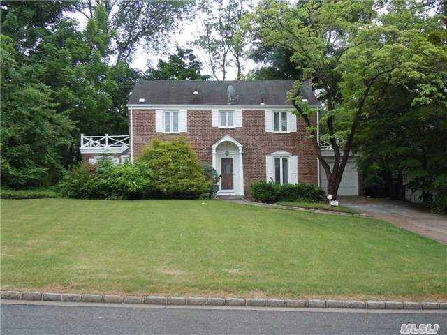 Newly Renovated 3 Bedroom Colonial In The Village Of Strathmore. New Kitchen, New Bathrooms, Close To All