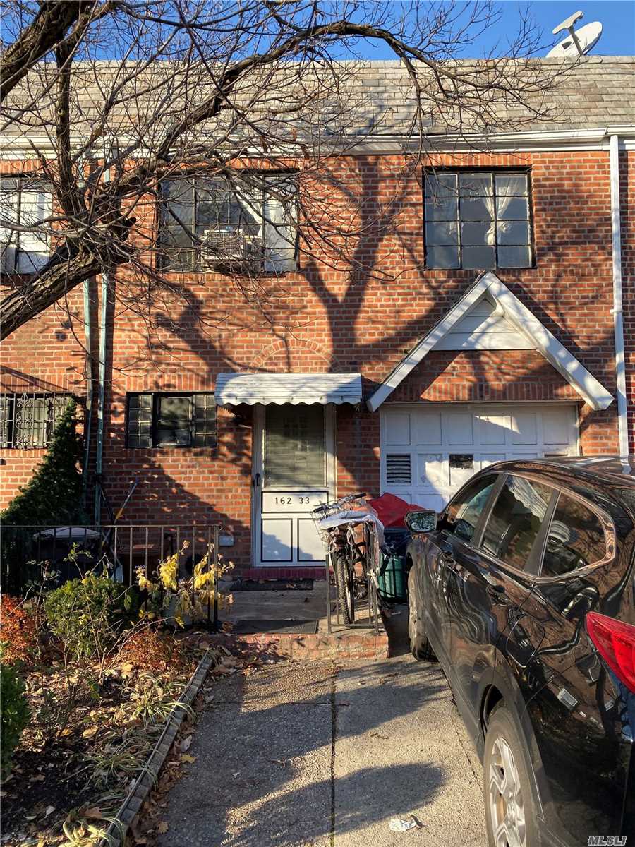 Large Sunny Bright 3 Bedroom, 1.5 Baths, with Full Finished Basement with Family Room,  Beautiful Hardwood Oak Floors, Backyard Patio, 1 Car Attached Garage. Close to supermarket and Bus Q65. Zoning R3-2. Must See...