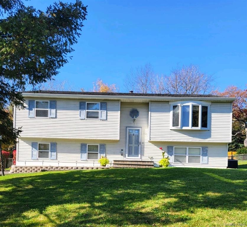 Single Family in Blooming Grove - Seely  Orange, NY 10918