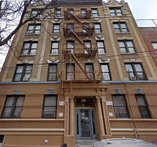 26 Family Building in Bronx - 178th  Bronx, NY 10460