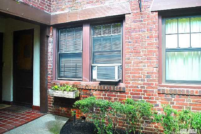 Unique Tudor Style 1 Bedroom In Rear Of Courtyard Setting. Oak Floors,  Stucco Walls,  Beamed Ceilings In Living Room,  Super Clean And Move In. Lots Of Closets,  Wood Details,  Very Large Bedroom,  Private Entrance. Pets Allowed! Near Lirr. P.S. 159 & I.S. 025.