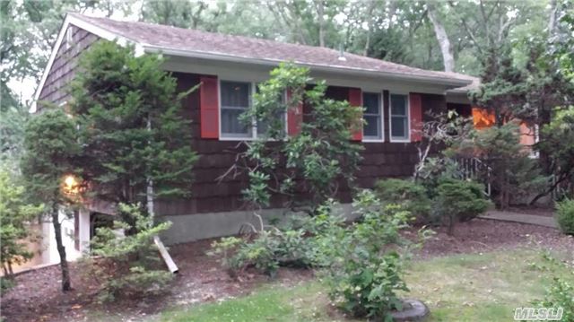 Custom Built 3 Br Ranch Large 2 Car Garage With Entrance To Full Basement. Hard Wood Floors, Cac, On Tree Lined .50 Acre Located In The Smithtown Pines Area!!