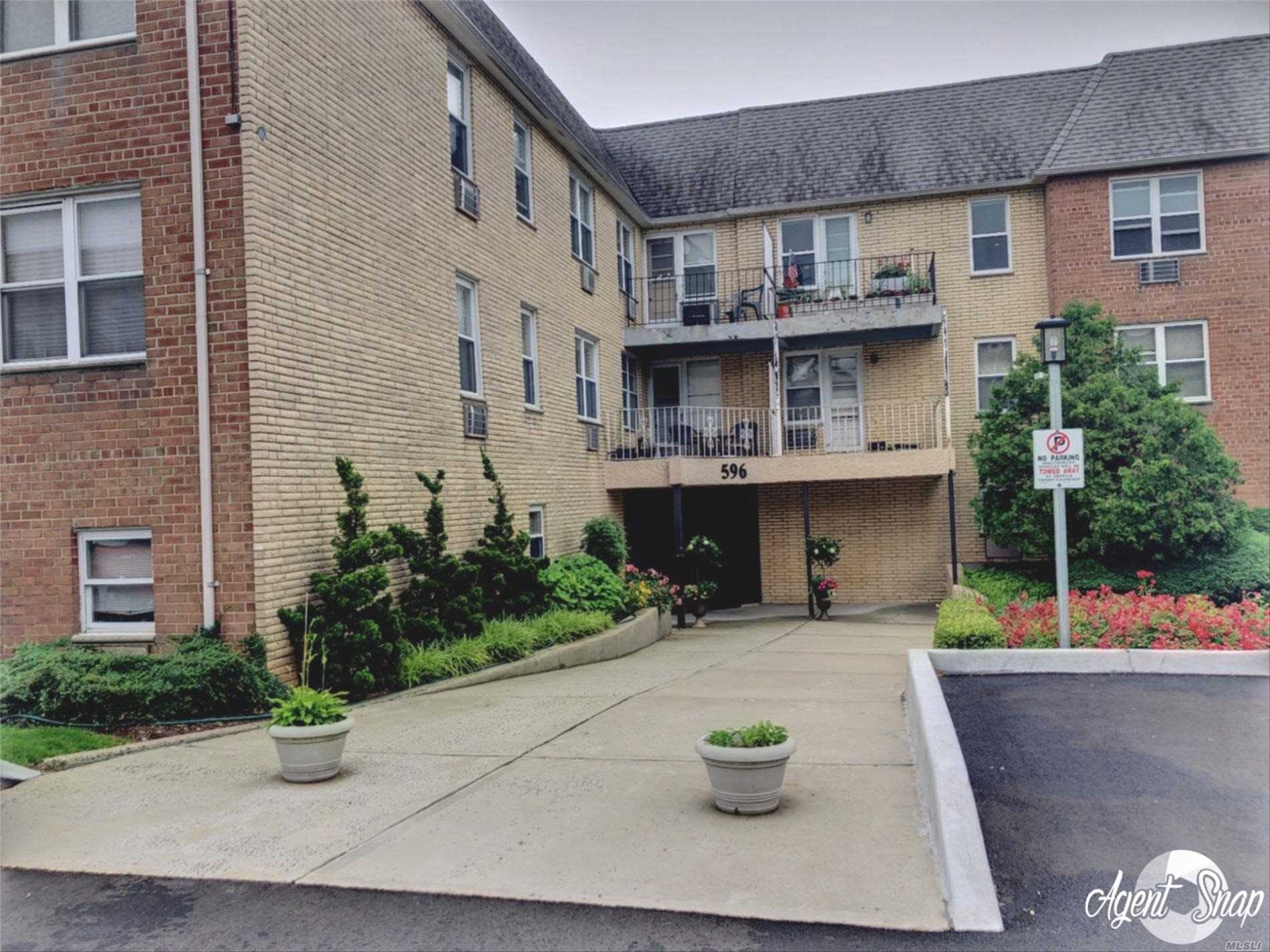 Beautiful Jr 4. Condominium In S. Lynbrook W/ 1 Free Garage Parking Spot! This Top-Floor Condo Boasts An Kitchen w/ Newer Appls, New Light Fixtures, Freshly Painted, Large Lr, Formal Dining Room, King-Size Bedroom & Tons of Closets! Low Common Charges Of Only $307/Mth Incl Heat/Water/Gas/Strg Spot/Ig Pool/1 Parking Spot...Wow! Building Has All Brand New-IG Pool/Driveway/Roof/Boilers & Ldry Rm. Close To LIRR.