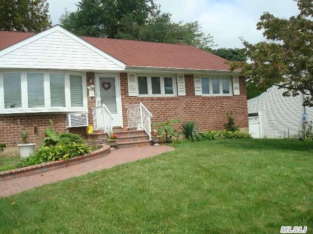 Lovely Eileen Gardens Ranch With Beautiful Hard Wooden Floors! Big Backyard! Taxes Are W/O Star! Exemption Is $1, 418.41!