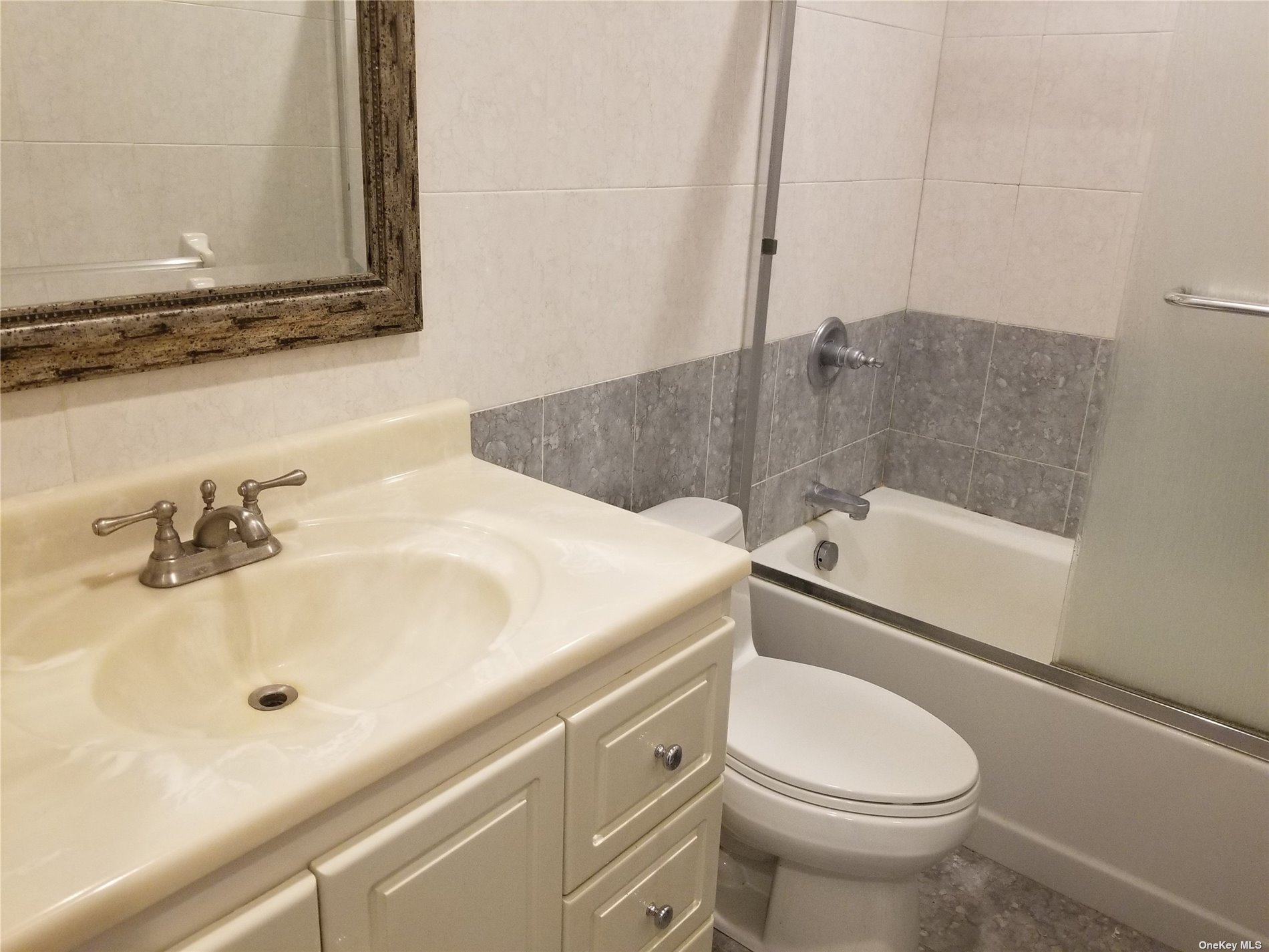 Apartment Firwood Road  Nassau, NY 11050, MLS-3519039-10