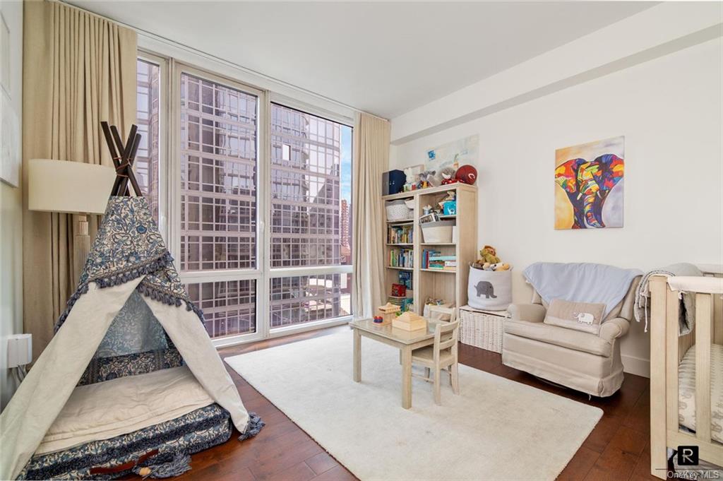 Condo W End  Manhattan, NY 10023, MLS-H6273276-10