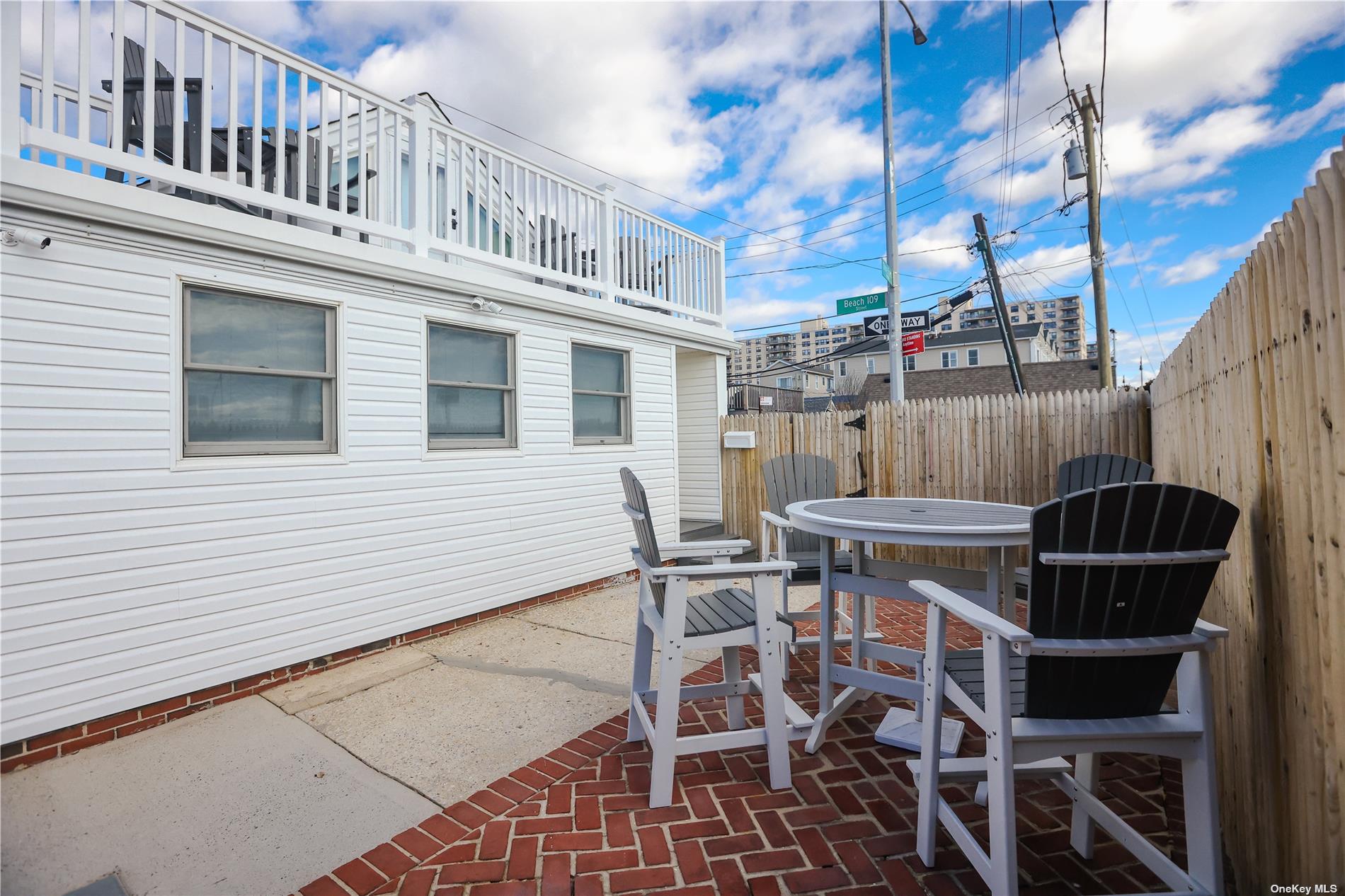 House Beach 109th St  Queens, NY 11694, MLS-3512382-10