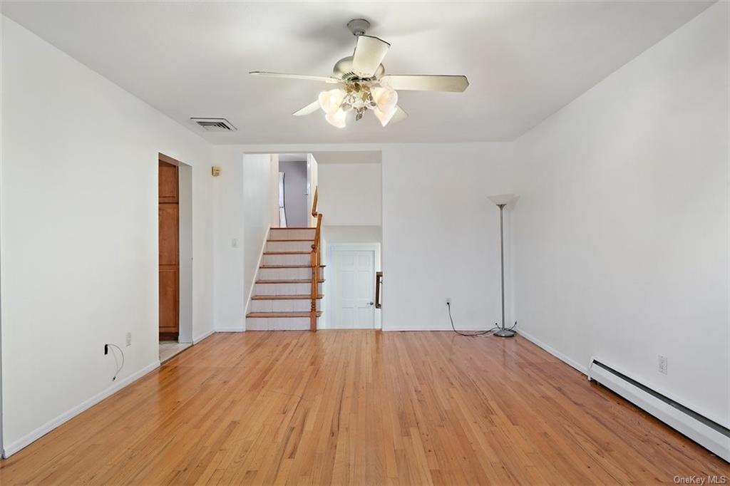 Single Family Polo  Bronx, NY 10465, MLS-H6279390-10