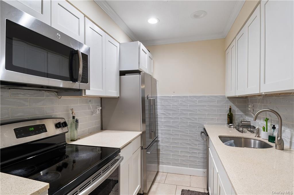 Apartment Colony  Westchester, NY 10530, MLS-H6276392-10