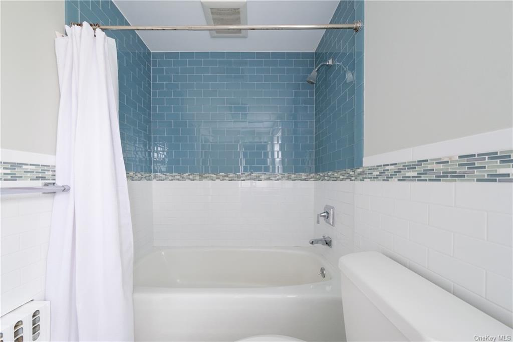 Apartment Second  Westchester, NY 10803, MLS-H6223516-10