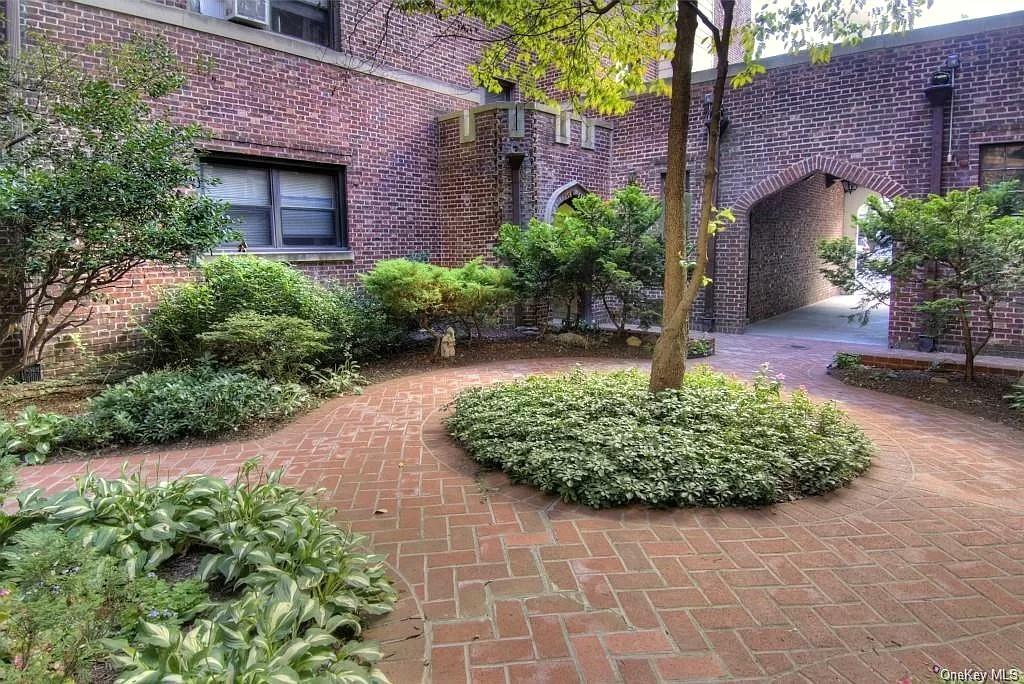 Apartment Halstead  Westchester, NY 10528, MLS-H6279708-10
