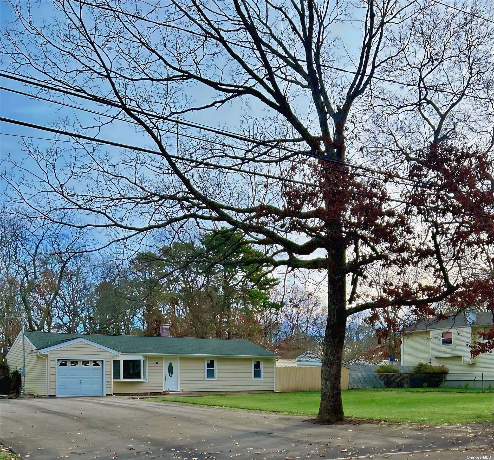 Single Family Oak  Suffolk, NY 11763, MLS-3519758-10