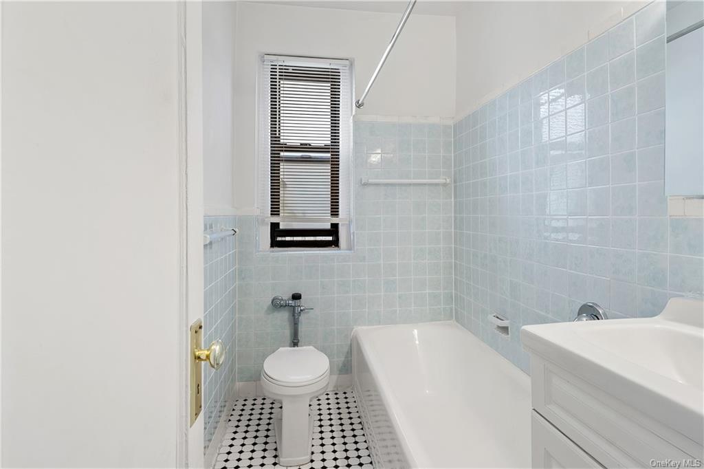 Apartment Decatur  Bronx, NY 10458, MLS-H6270800-10