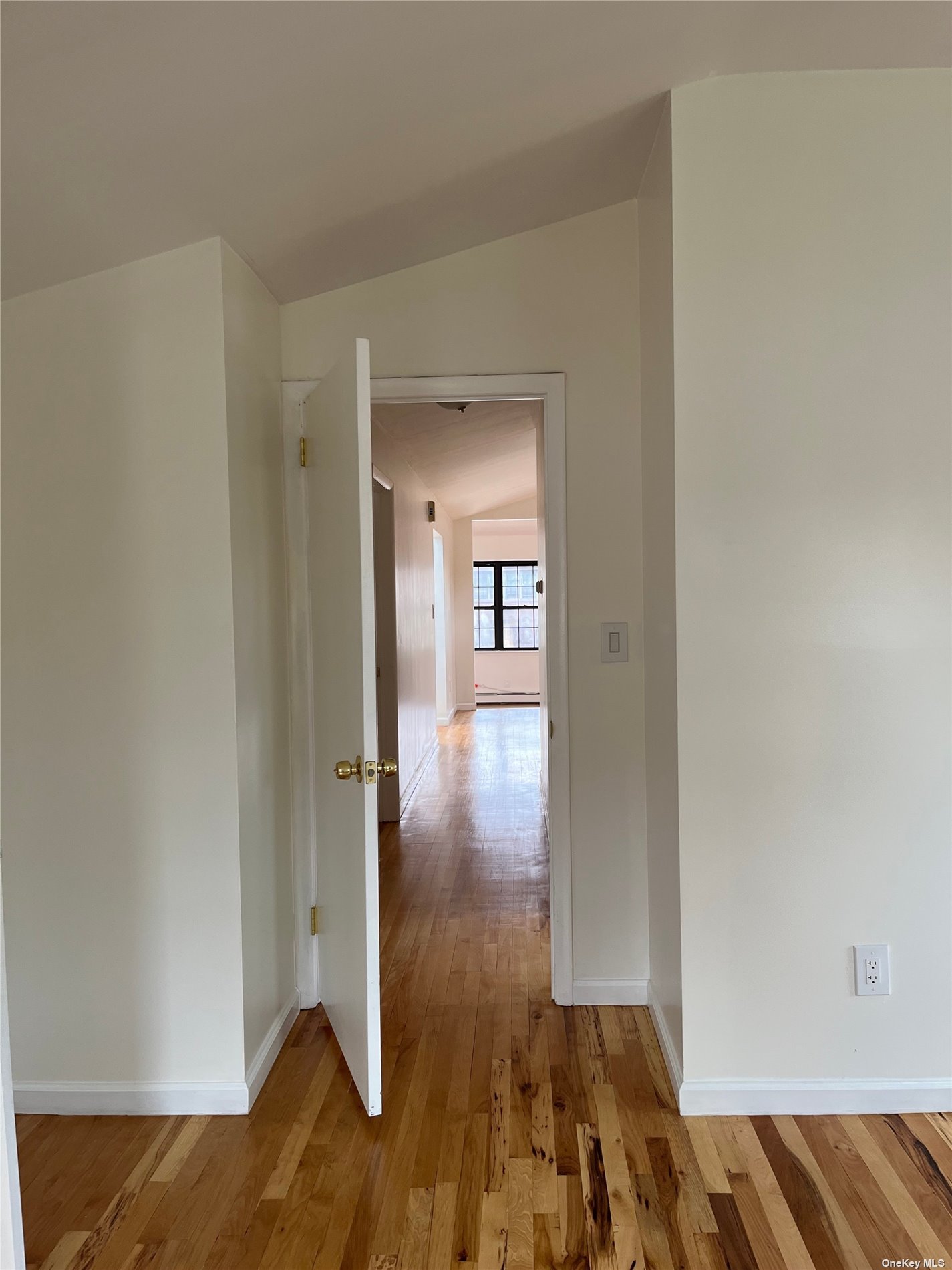 Apartment 232nd  Queens, NY 11364, MLS-3519871-10