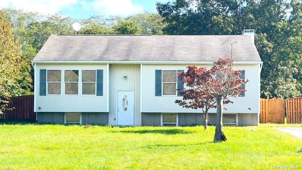 Single Family Dunton  Suffolk, NY 11772, MLS-3509925-10