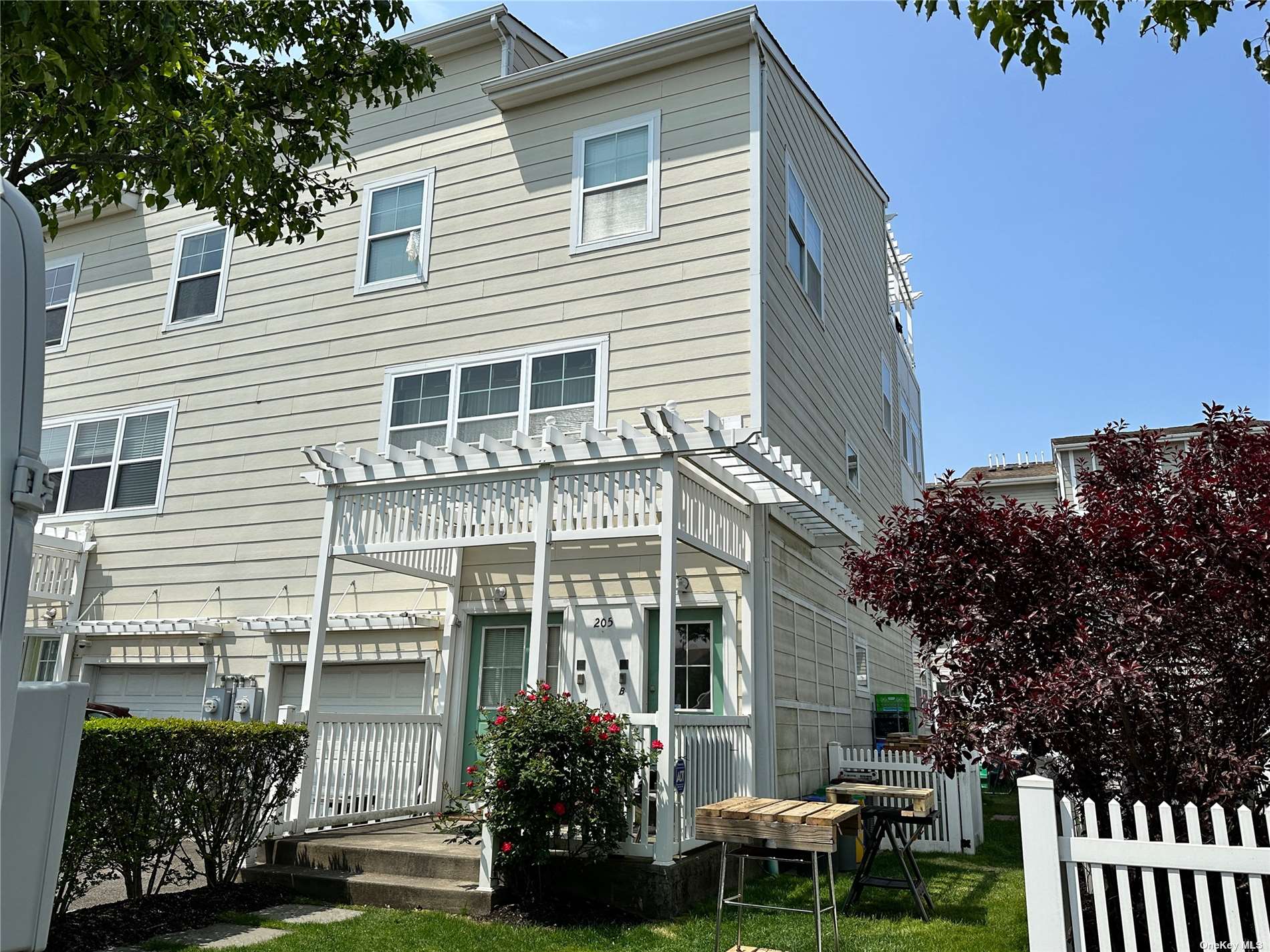 Two Family Aquatic  Queens, NY 11692, MLS-3480189-11