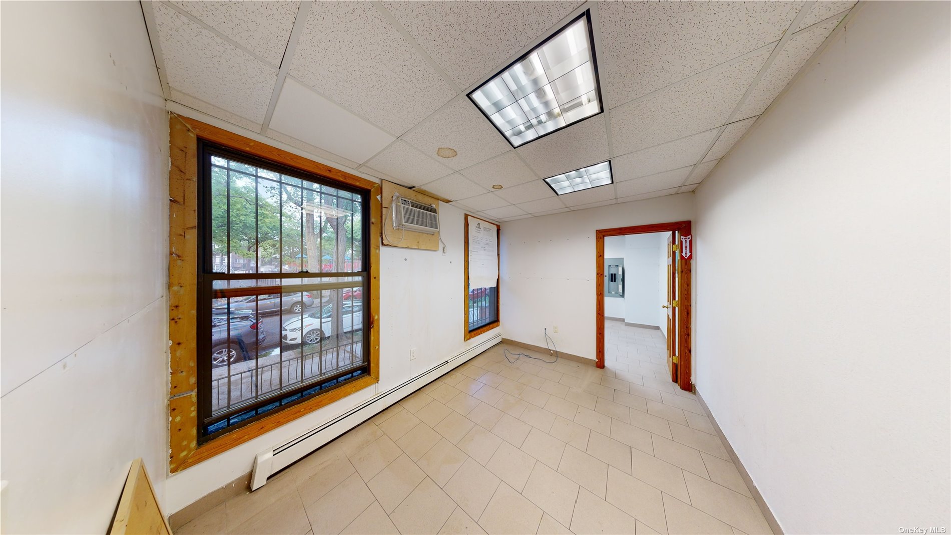 Commercial Lease 74th  Queens, NY 11385, MLS-3484663-11