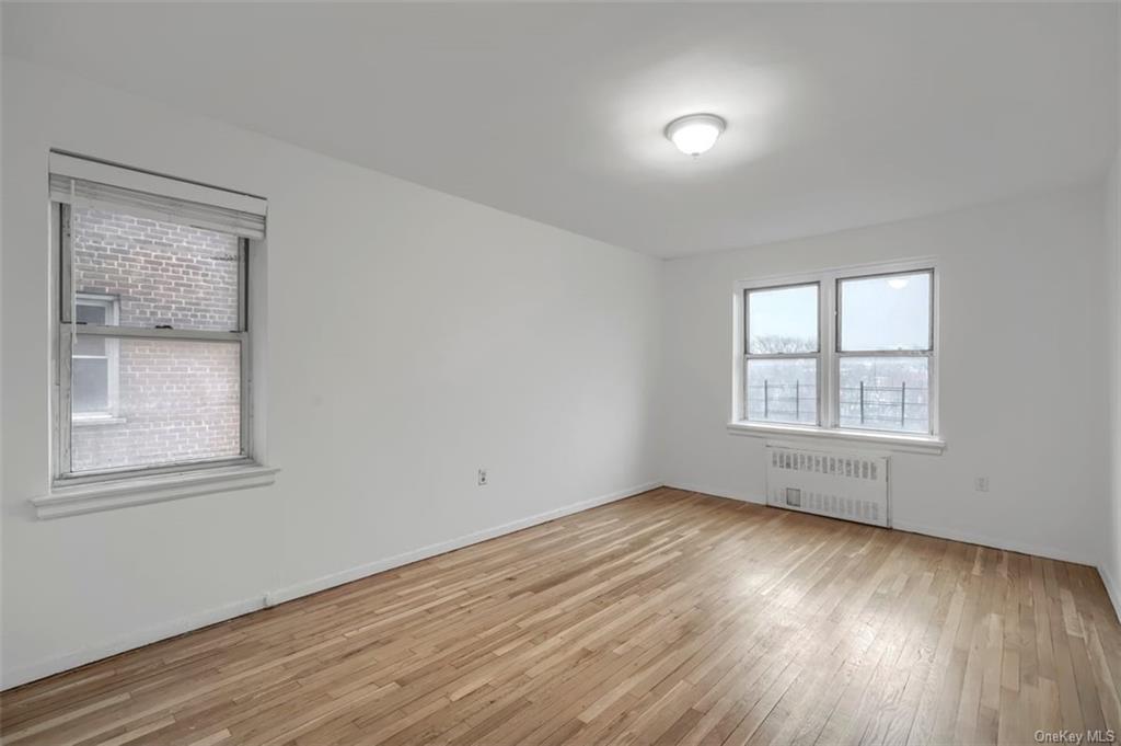 Coop Bronx River  Westchester, NY 10704, MLS-H6267707-11