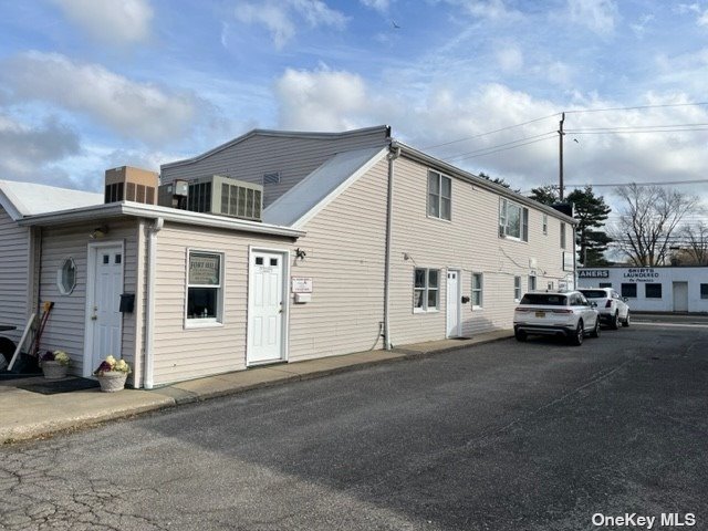 Commercial Sale New York  Suffolk, NY 11743, MLS-3520845-11