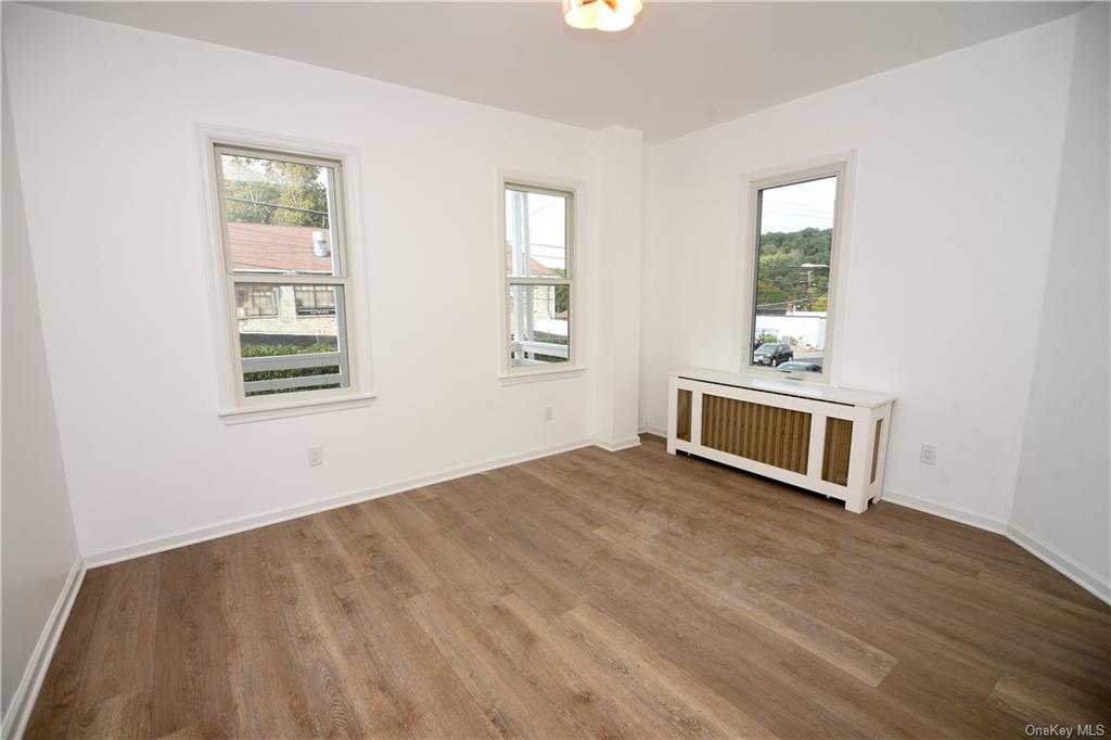 Apartment Cooley  Westchester, NY 10570, MLS-H6272000-12