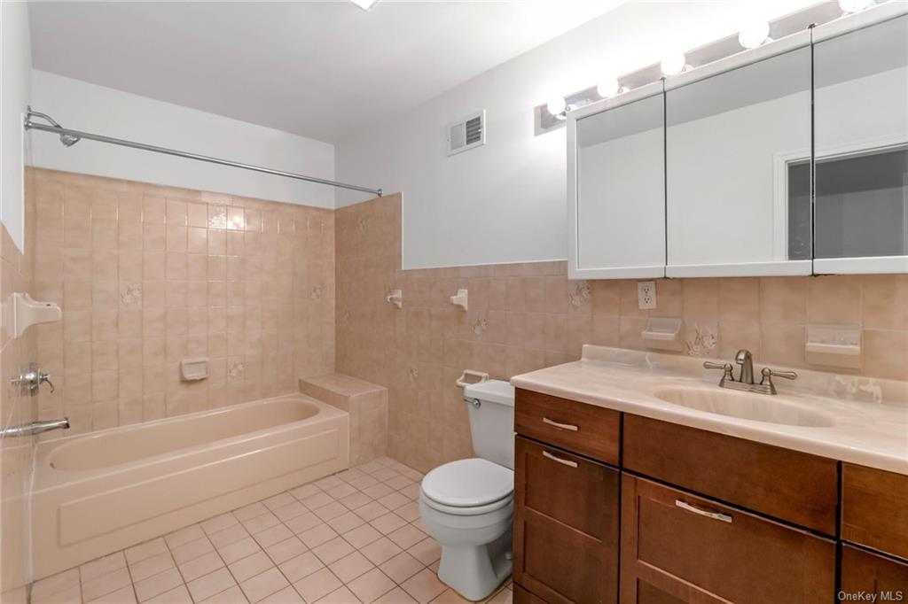 Apartment Hommocks  Westchester, NY 10538, MLS-H6268350-12