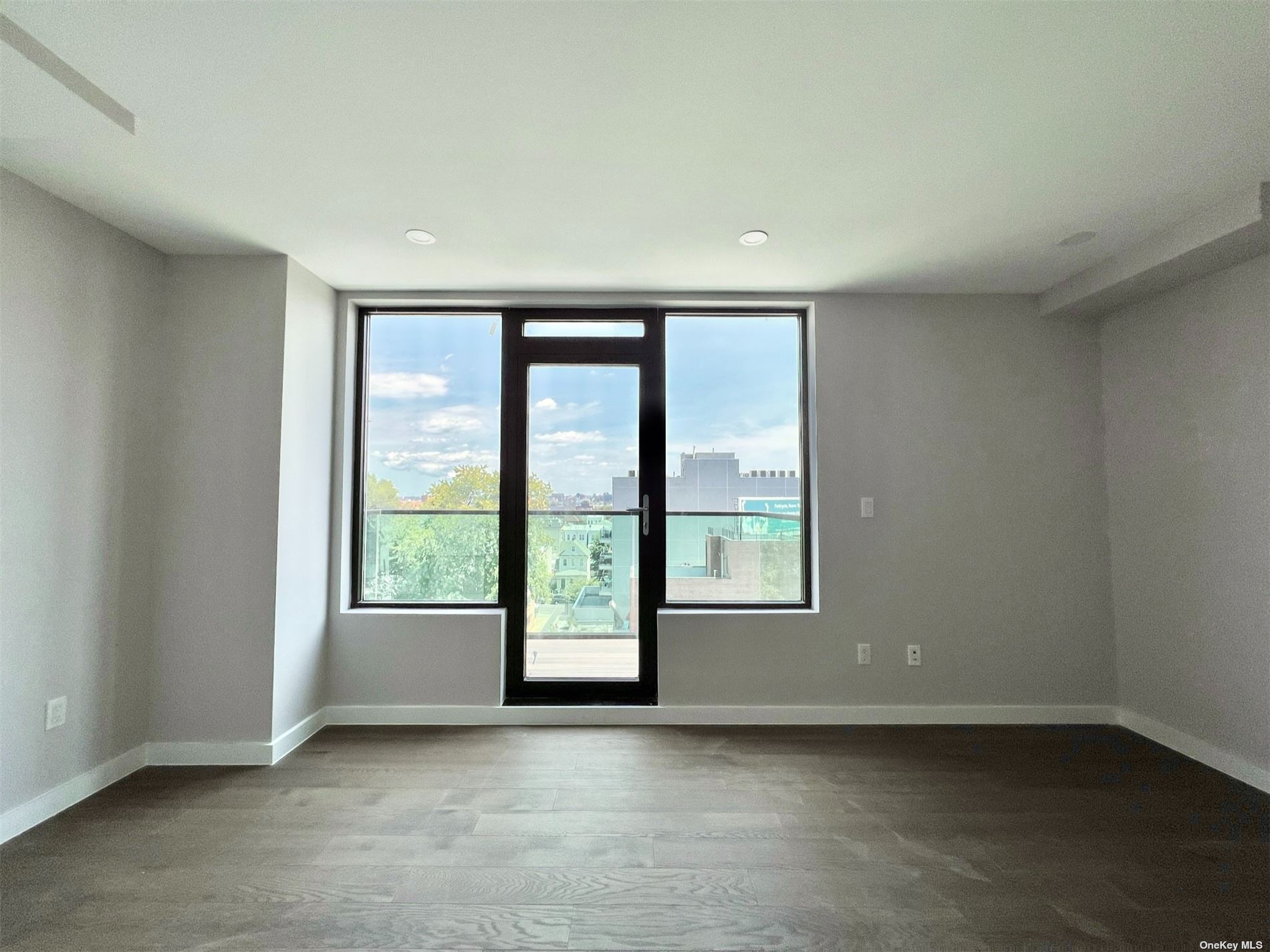 Condo 105th St  Queens, NY 11369, MLS-3452353-12