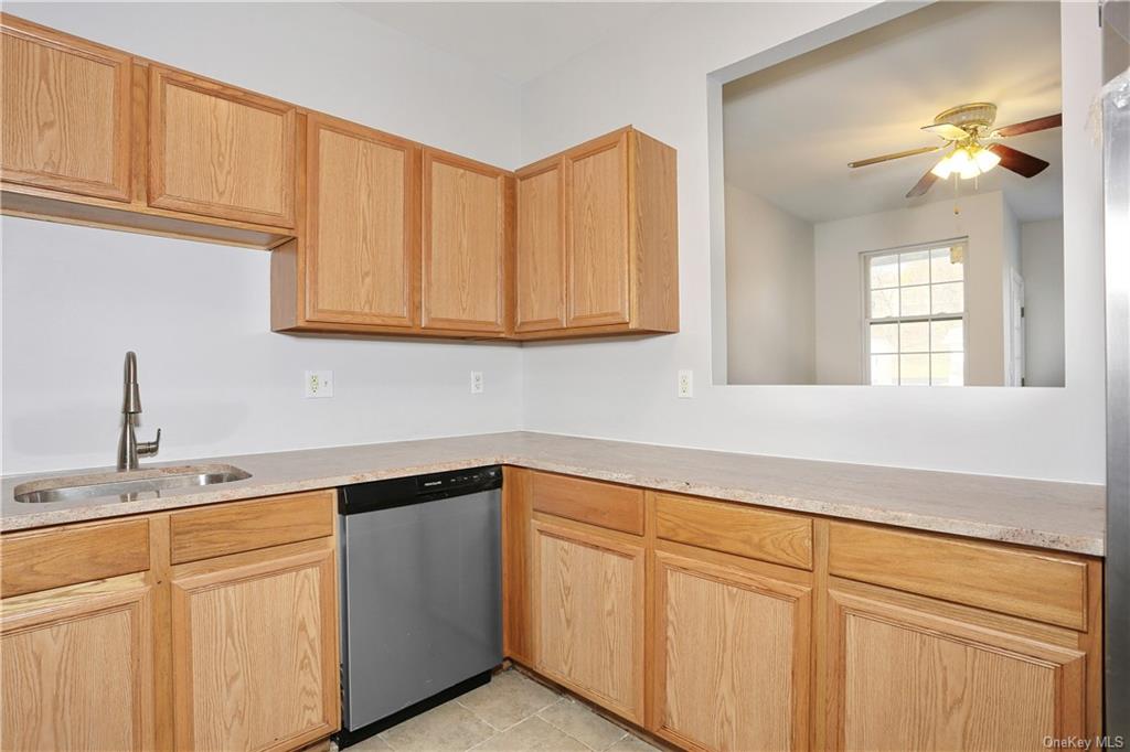 Condo Pipetown Hill  Rockland, NY 10954, MLS-H6279396-12