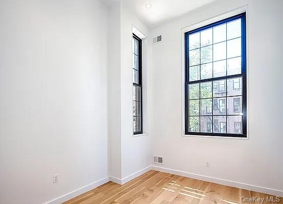 Apartment Leonard  Brooklyn, NY 11222, MLS-H6280459-12