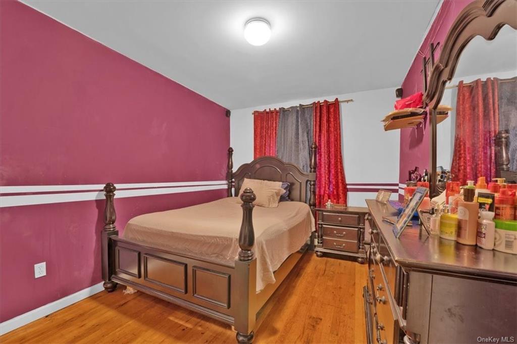 Single Family 216th  Bronx, NY 10469, MLS-H6274470-12