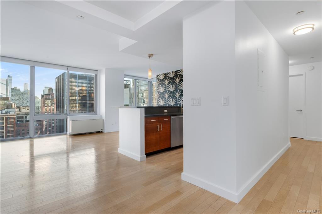 Condo 60th  Manhattan, NY 10023, MLS-H6256650-12