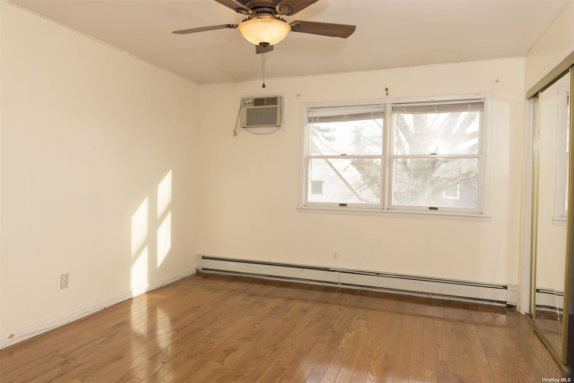 Single Family West Broadway  Nassau, NY 11516, MLS-3520697-12