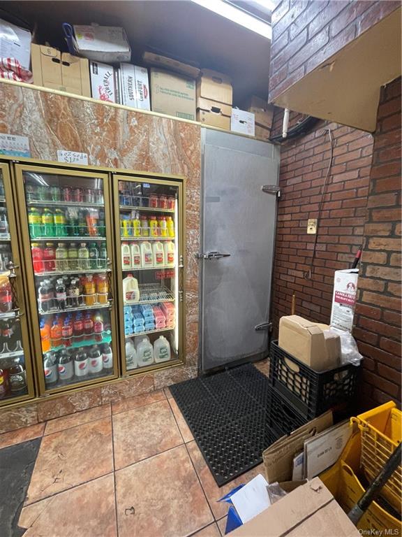 Commercial Sale 3rd  Westchester, NY 10553, MLS-H6260717-12