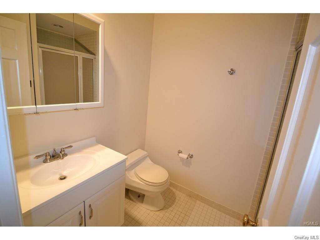 Condo Gair  Rockland, NY 10968, MLS-H6242769-12