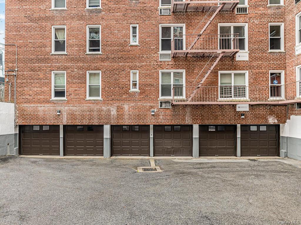 Apartment Palisade  Bronx, NY 10463, MLS-H6224848-12