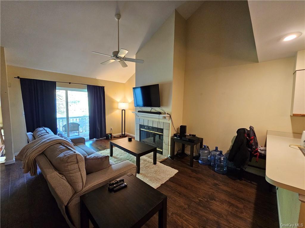 Apartment Deer  Westchester, NY 10590, MLS-H6275873-12