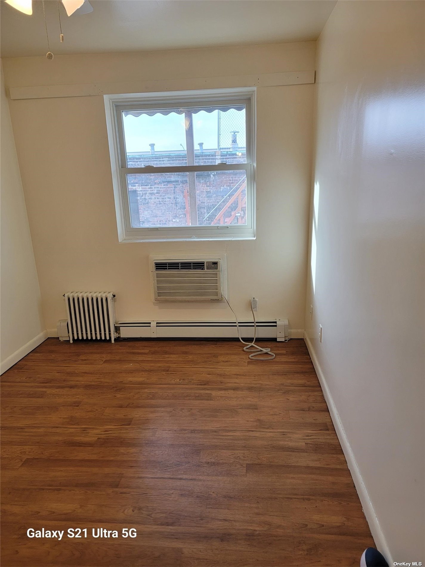 Apartment 37th  Queens, NY 11101, MLS-3517927-12