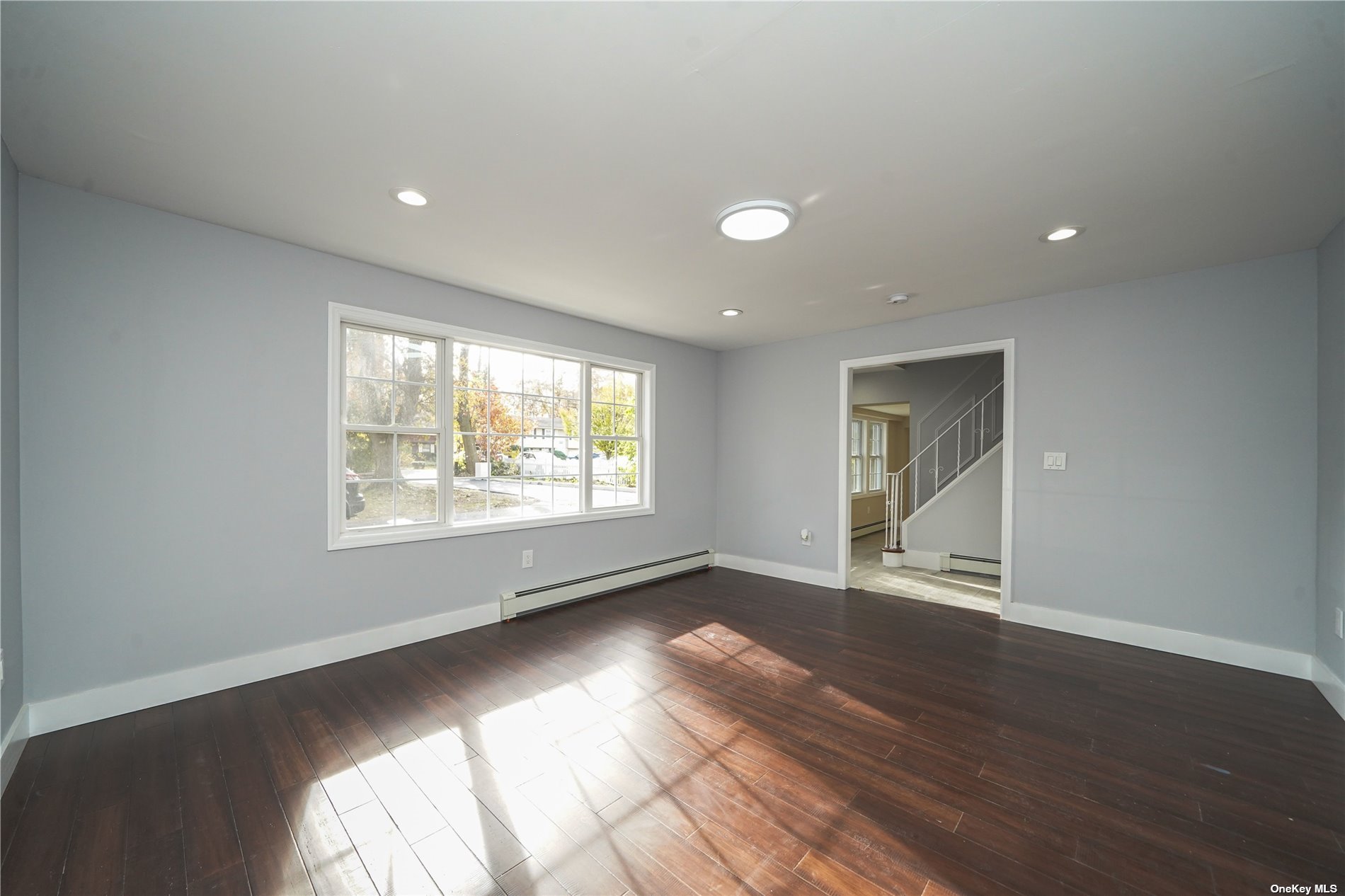 Single Family Vondran  Suffolk, NY 11746, MLS-3516979-12