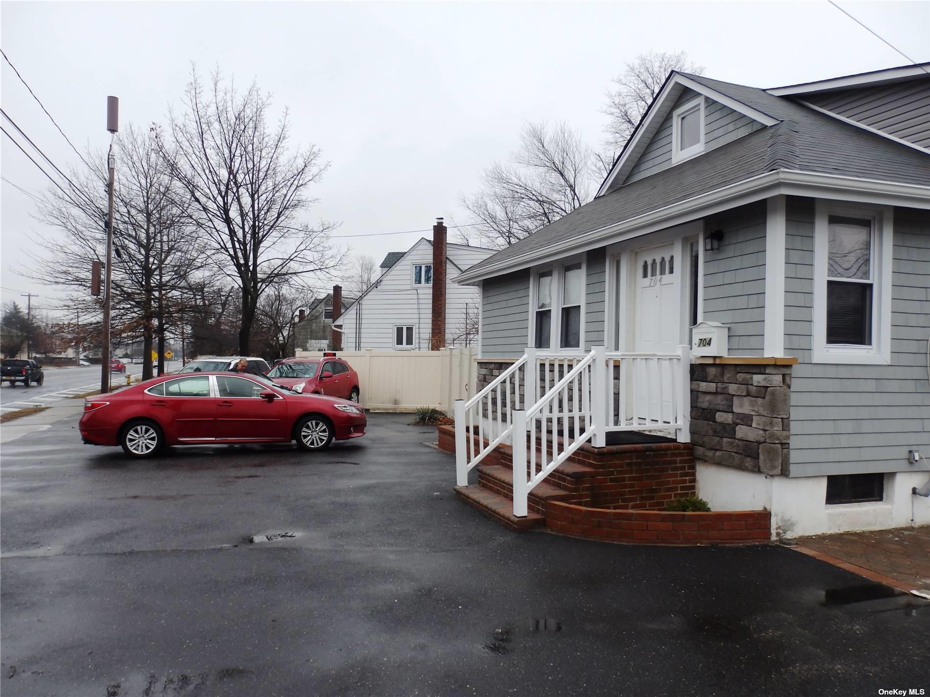 Single Family Newbridge  Nassau, NY 11710, MLS-3517066-13