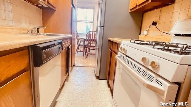 Coop Roosevelt  Queens, NY 11354, MLS-3519102-13