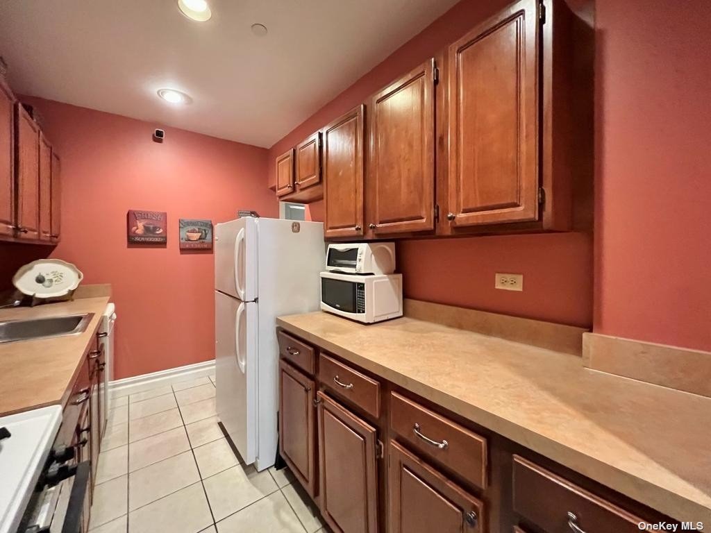 Condo Ditmars Blvd  Queens, NY 11105, MLS-3489285-13