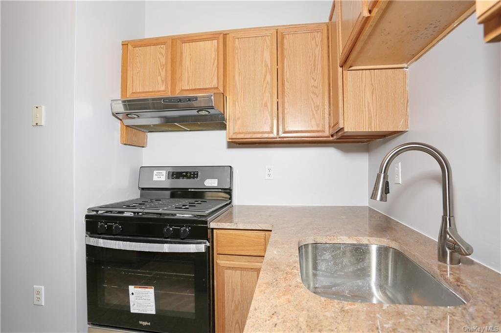 Condo Pipetown Hill  Rockland, NY 10954, MLS-H6279396-13