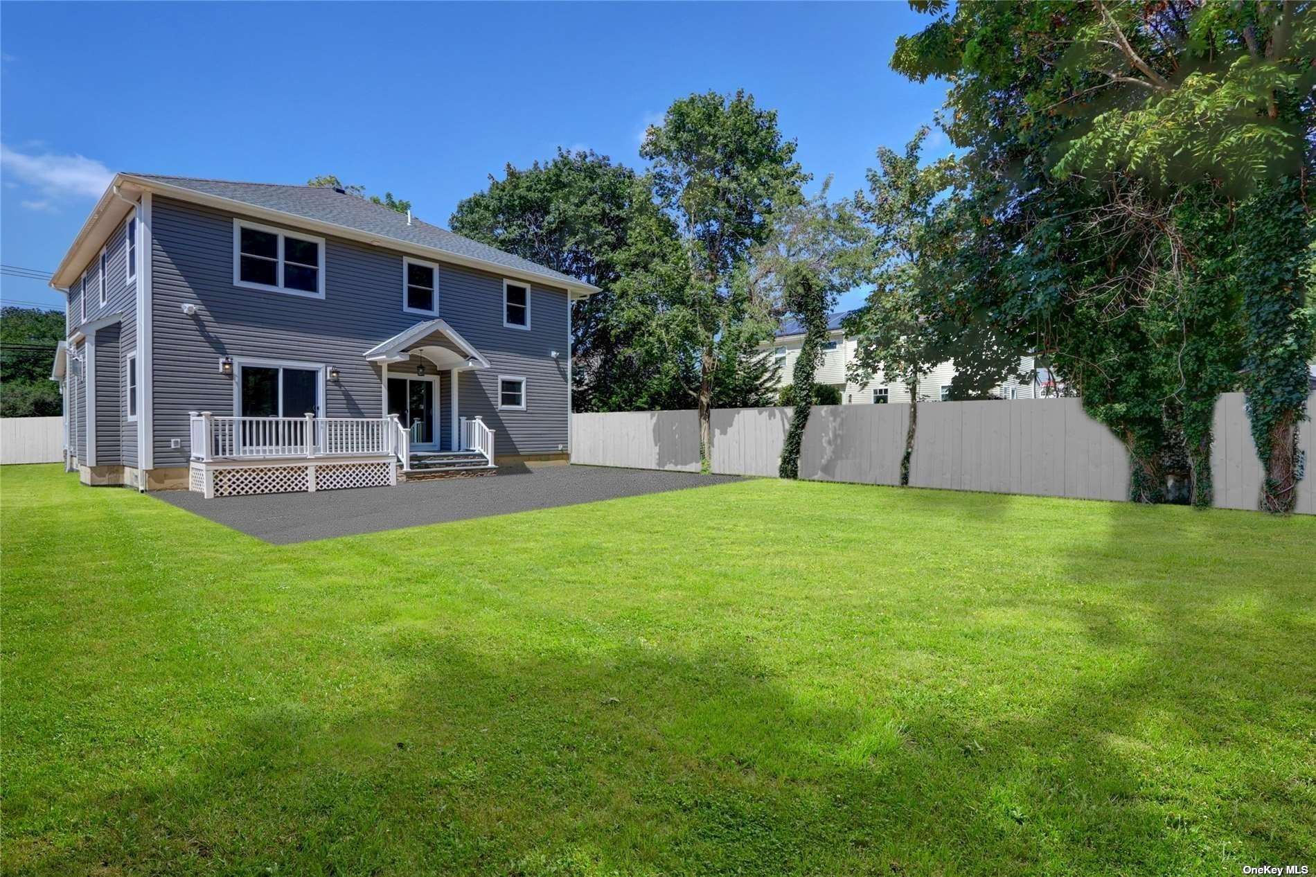 Single Family Commack  Suffolk, NY 11751, MLS-3472504-13