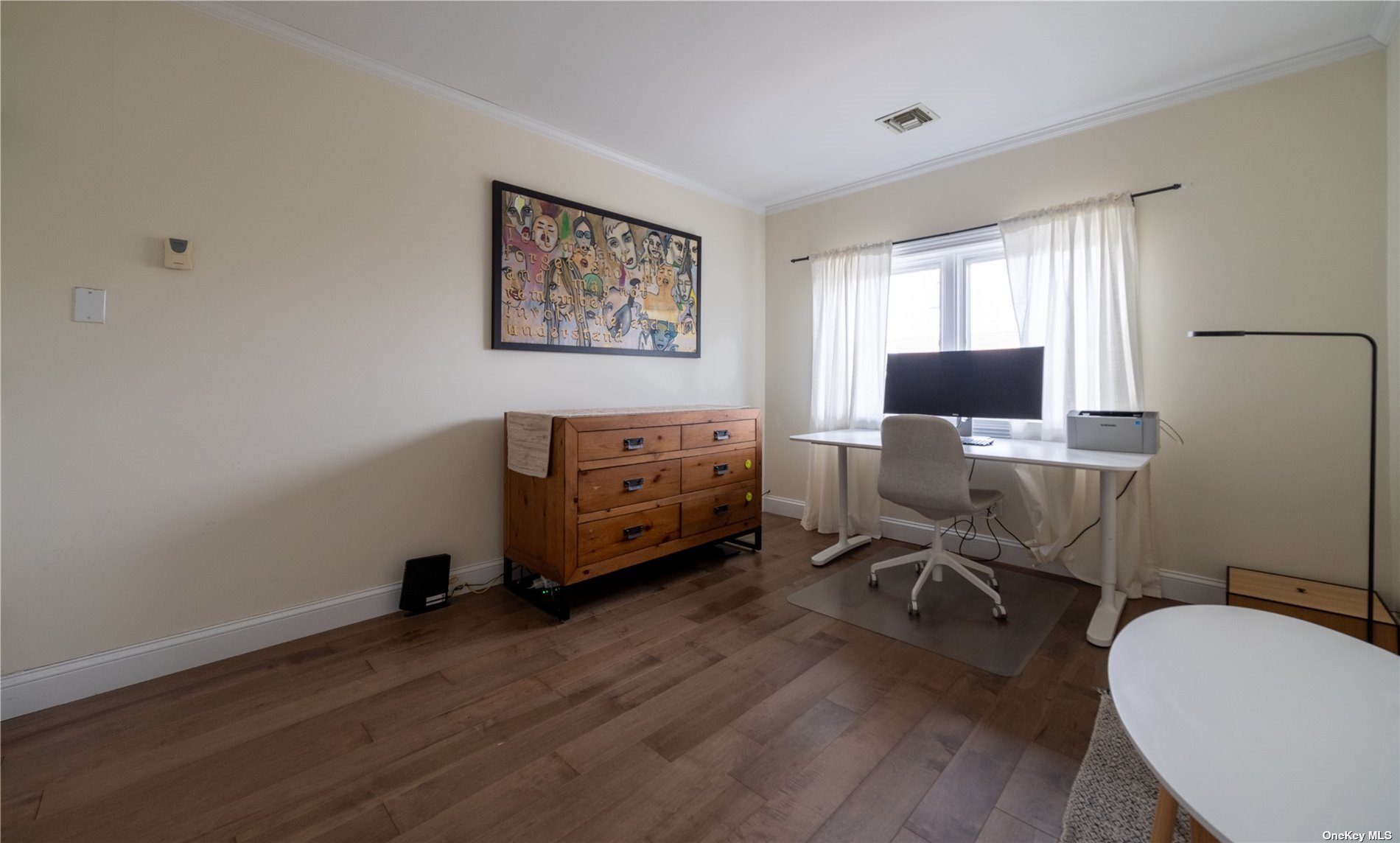 Apartment Broadway  Nassau, NY 11561, MLS-3520614-13